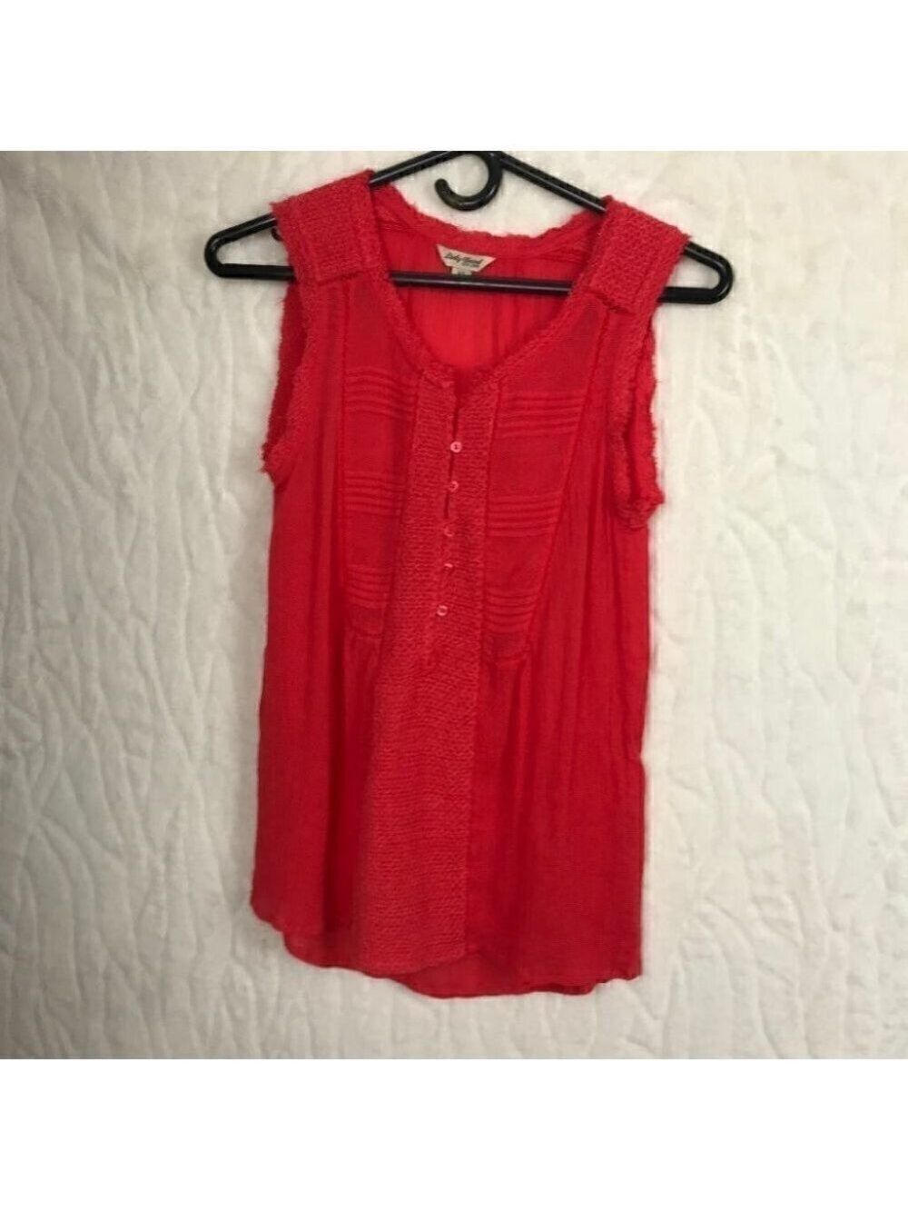 LUCKY Brand - Red Sleeveless button Up Shirt Size XS